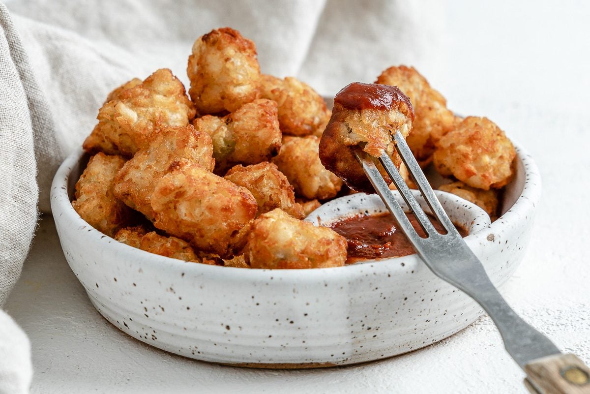 Air Fryer Tater Tots [From Frozen| Oil-Free]