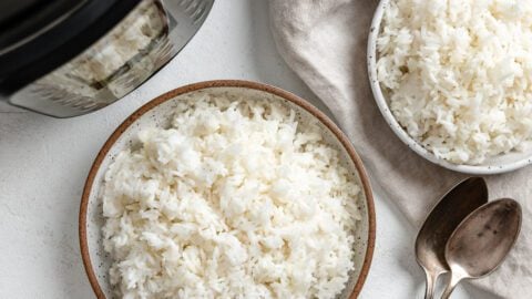How Long to Cook 2 Cups of Jasmine Rice: Quick Guide
