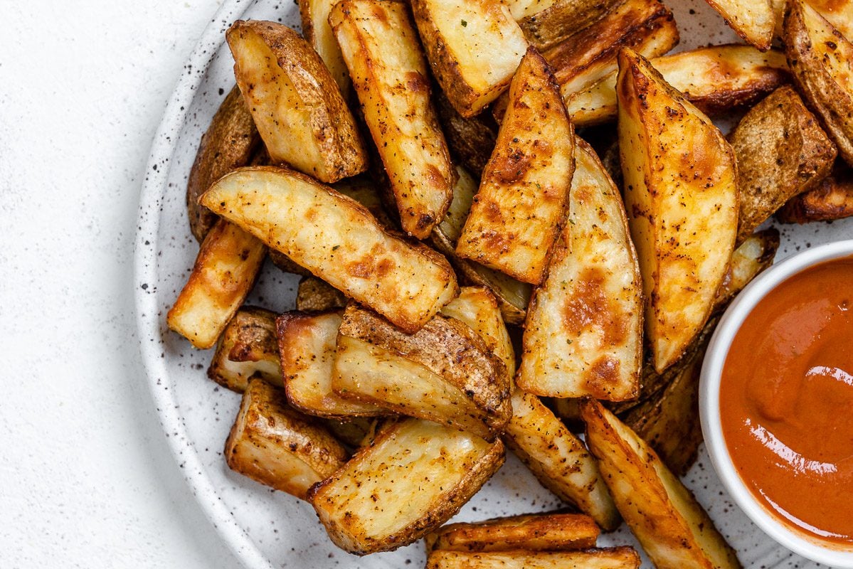 The Best Air Fryer Potato Wedges [Super Crispy!] - Food Sharing Vegan