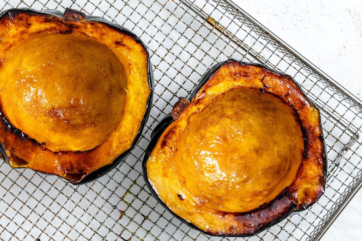 Easy Air Fryer Acorn Squash