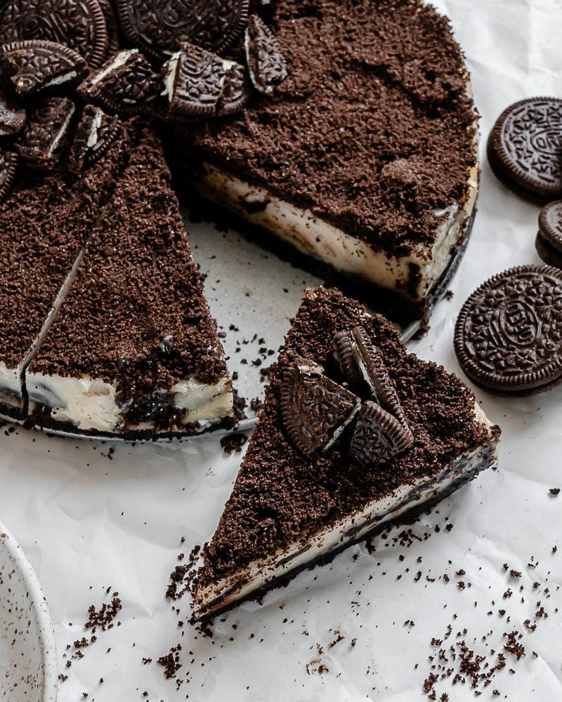 completed Vegan Oreo Cheesecake [6 Ingredient] against white surface