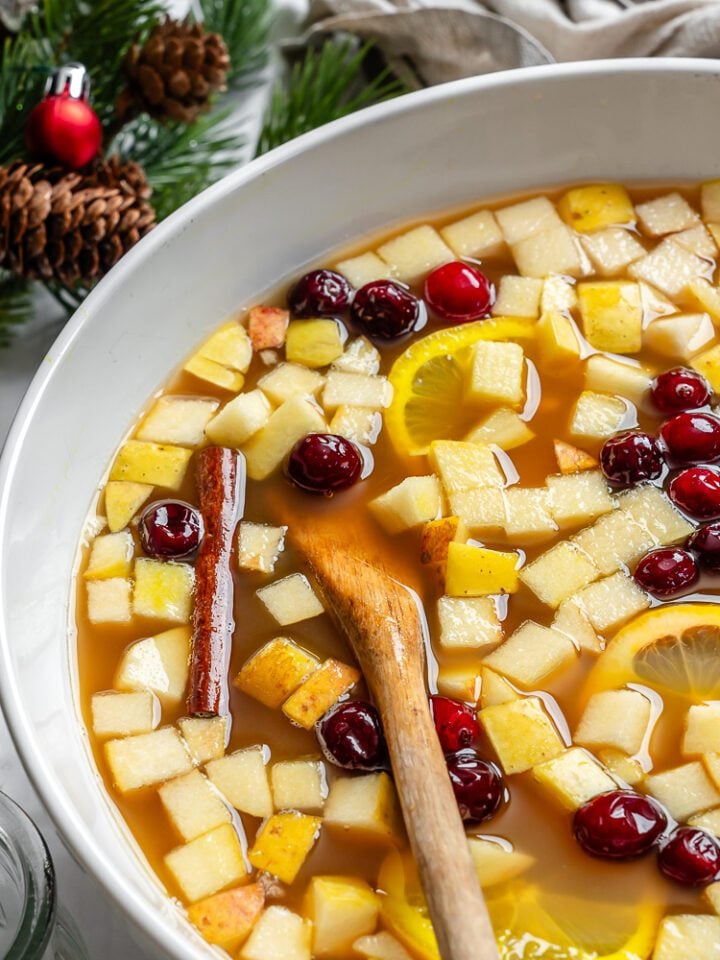 completed Non Alcoholic Christmas Punch in a bowl