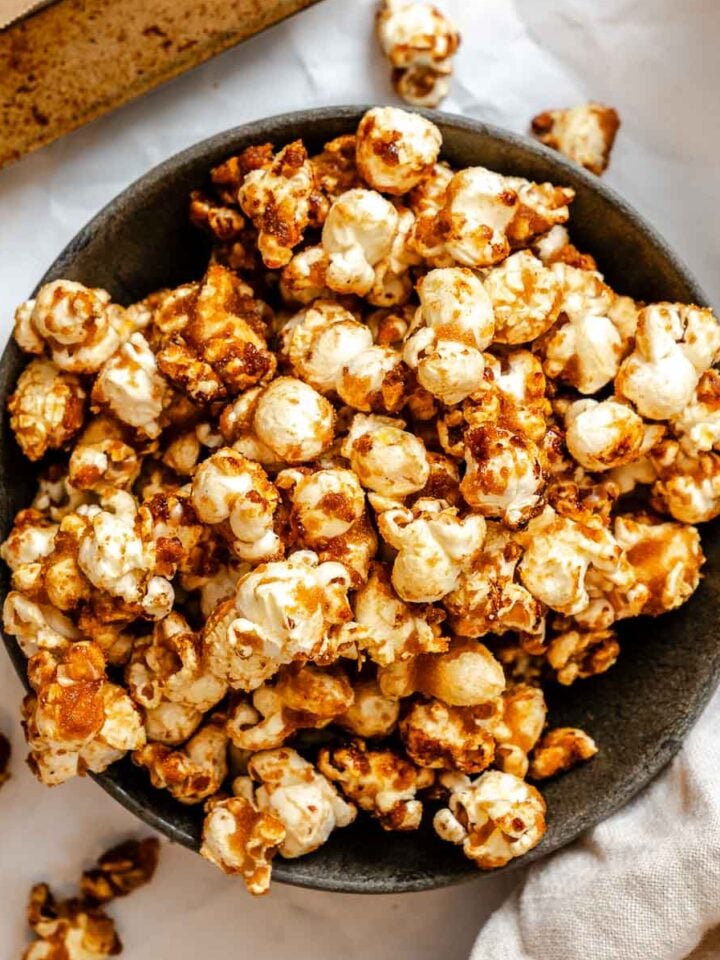 Completed Vegan Caramel Popcorn in a bowl.