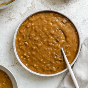 Completed Vegan Mushroom Gravy in two bowls.