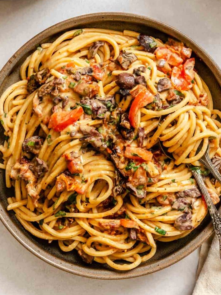 Completed Creamy Hummus Pasta on a plate.